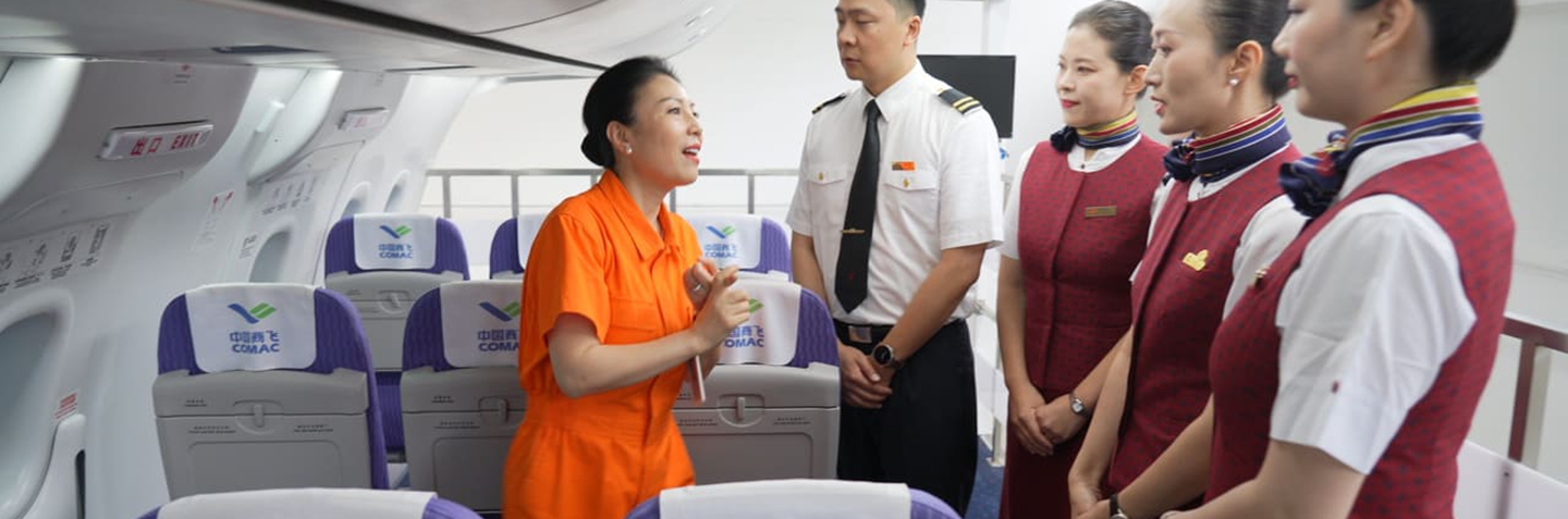 4. 乘務(wù)培訓.jpg